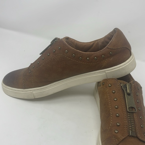 Frye & Co. Brown Leather Antique Gold Zipper Studded Sneakers Size 7